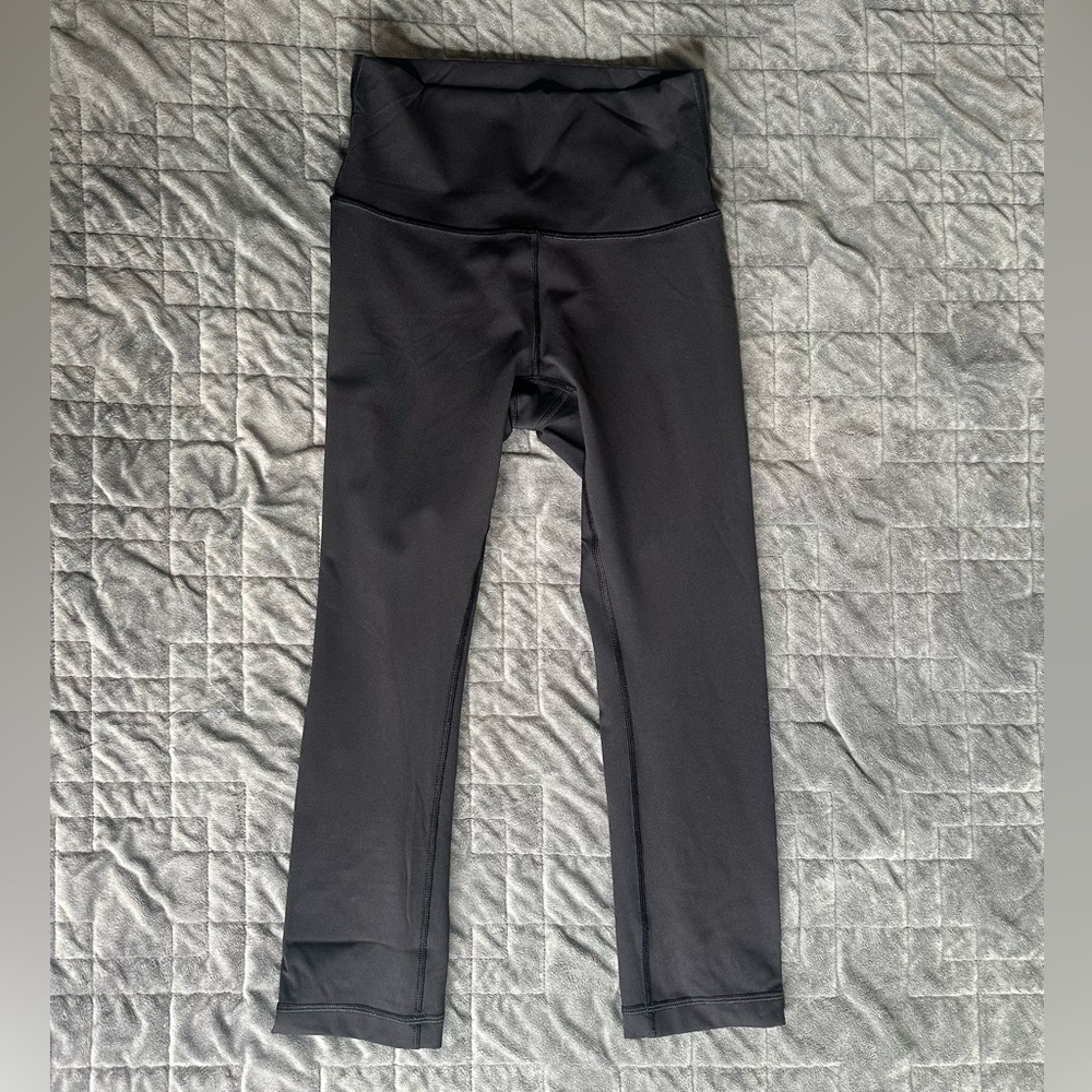 Lululemon Wunder Under Crop Leggings Womens 4 BlackActivewear Gym  LW6AGZSN